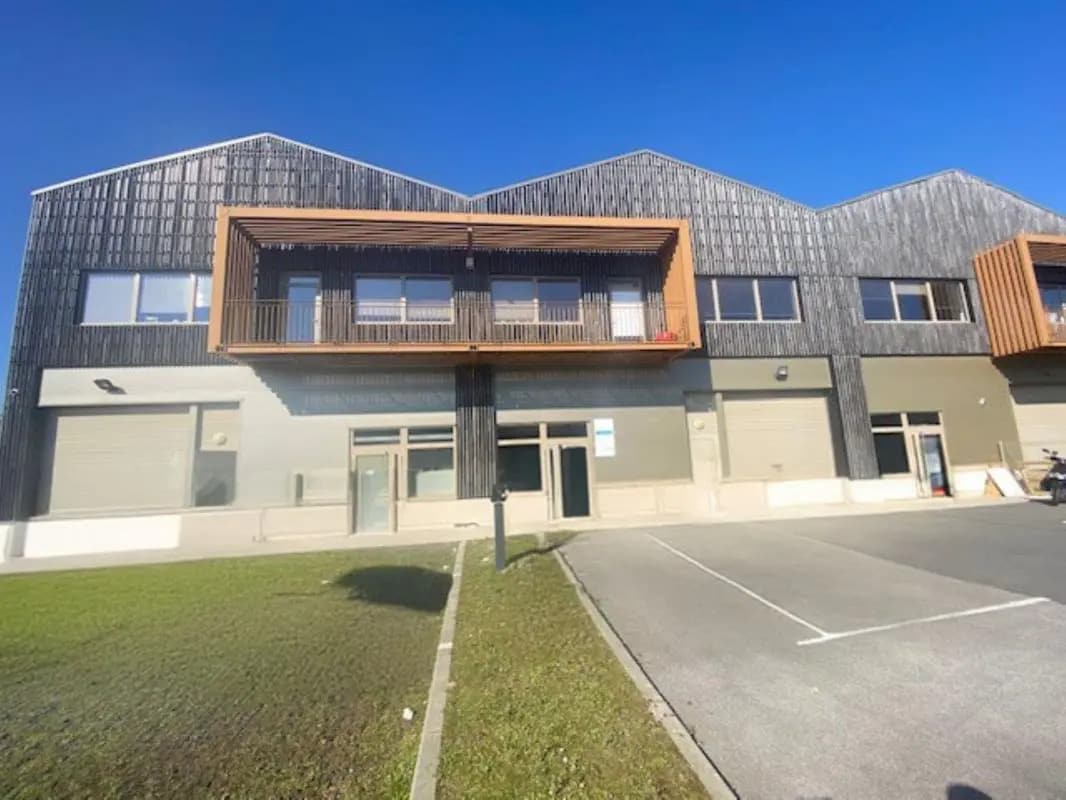 Flex in Cormeilles-en-Parisis for sale Building Photo- Image 1 of 7