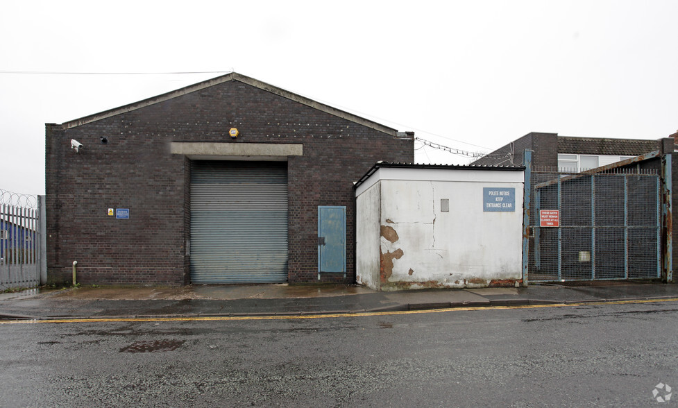 9-11 Roebuck St, West Bromwich for sale - Primary Photo - Image 1 of 1