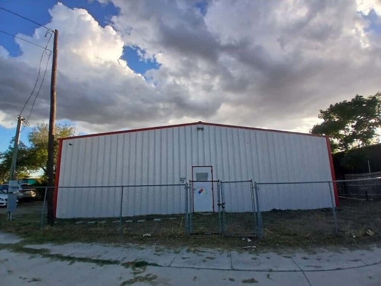 8753 N State Highway 16, Poteet, TX for sale - Building Photo - Image 3 of 14