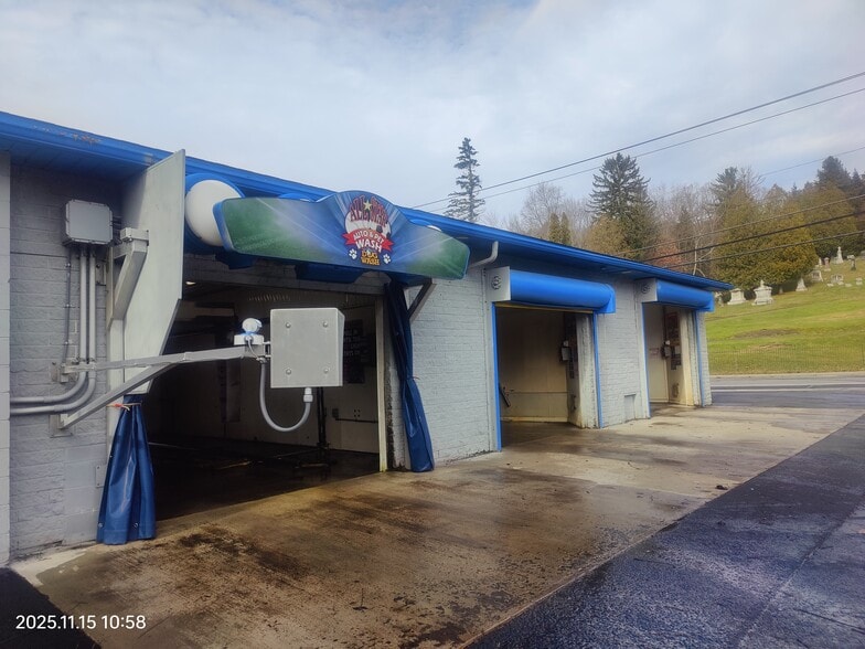 536-538 Main St, Oneonta, NY for sale - Building Photo - Image 2 of 6