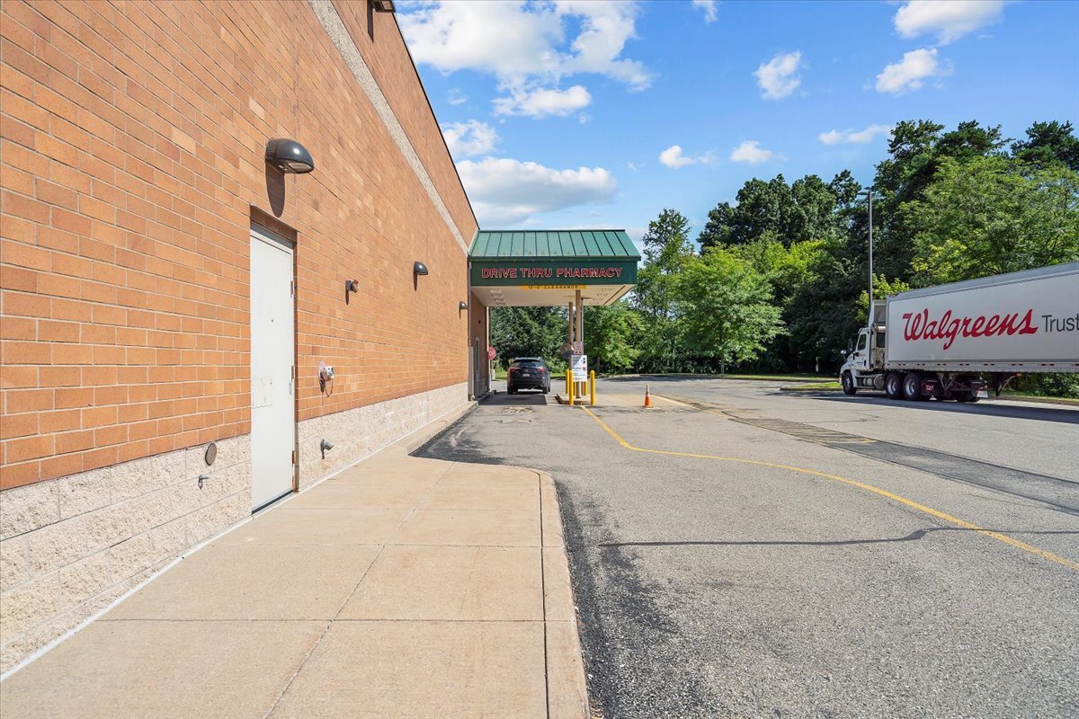 280 New Castle Rd, Butler, PA 16001