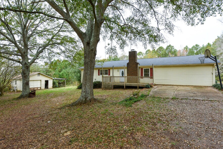 718 Baskin Rd, Temple, GA 30179