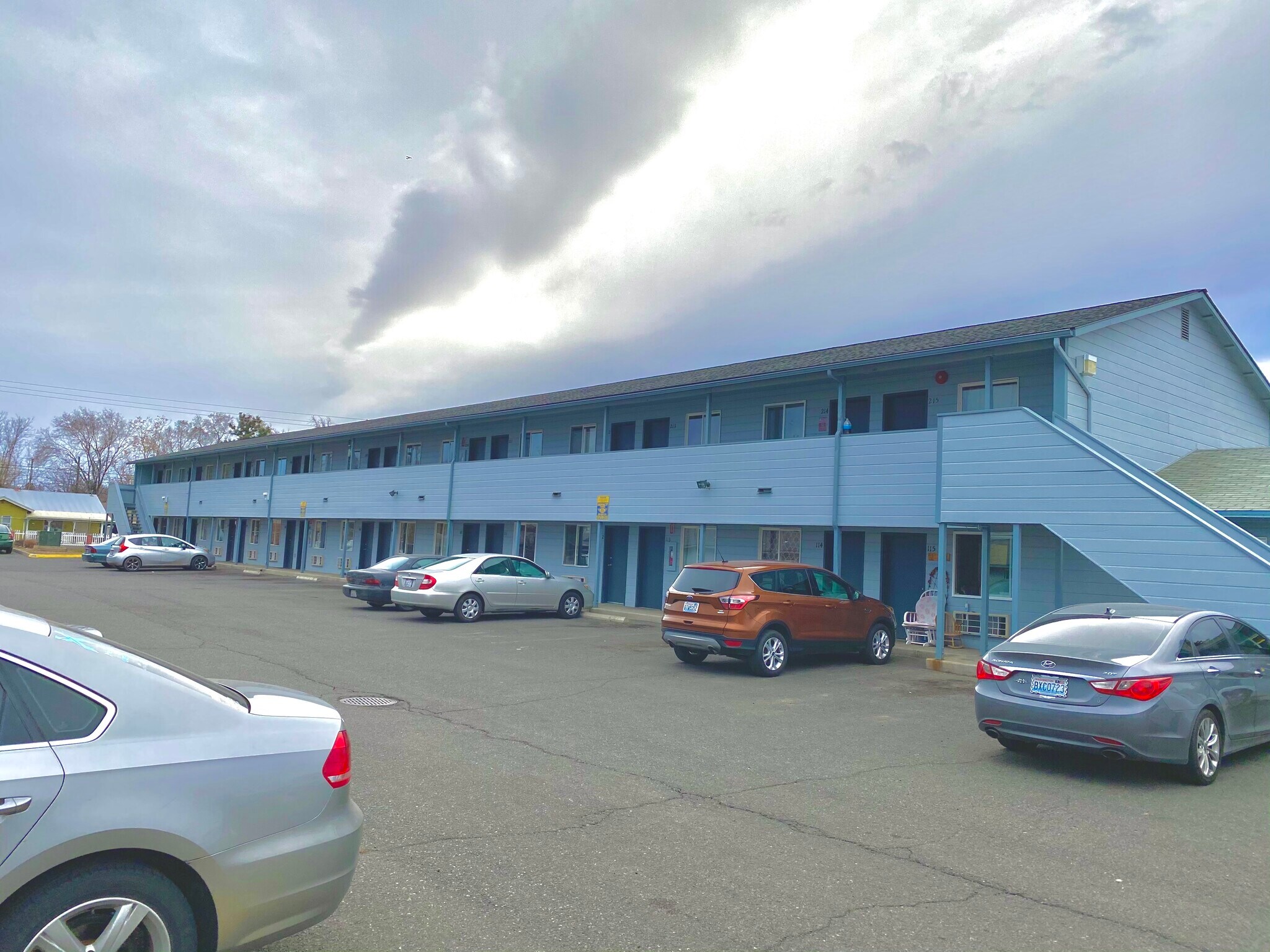 2502 Fruitvale Blvd, Yakima, WA 98902