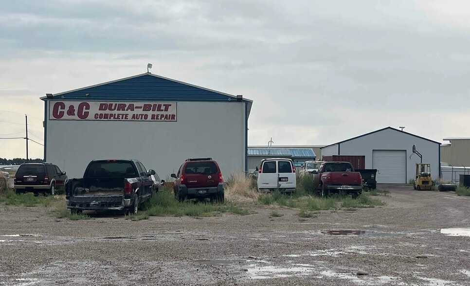 4294 N Yellowstone Hwy, Idaho Falls, ID for lease - Building Photo - Image 2 of 5