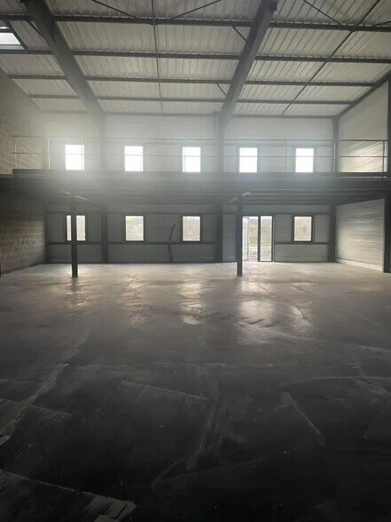 Flex in Le Havre for sale - Interior Photo - Image 3 of 4