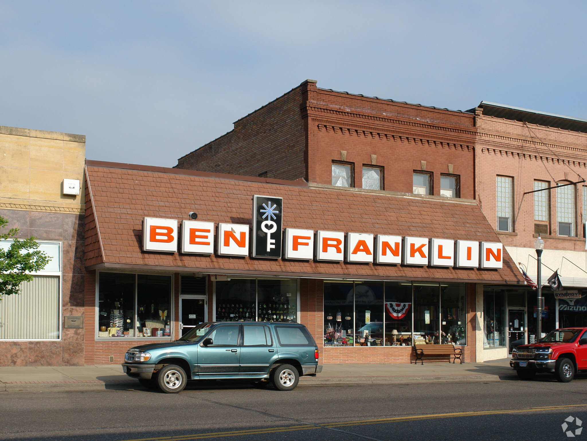 117 Main St S, Cambridge, MN for sale Primary Photo- Image 1 of 1