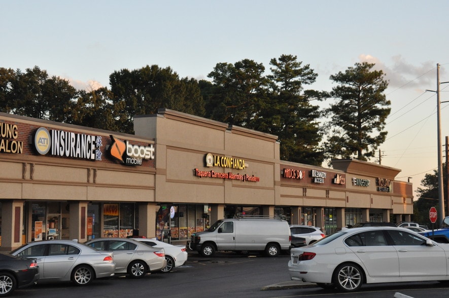 5053-5087 Buford Hwy NE, Doraville, GA for lease - Building Photo - Image 1 of 10