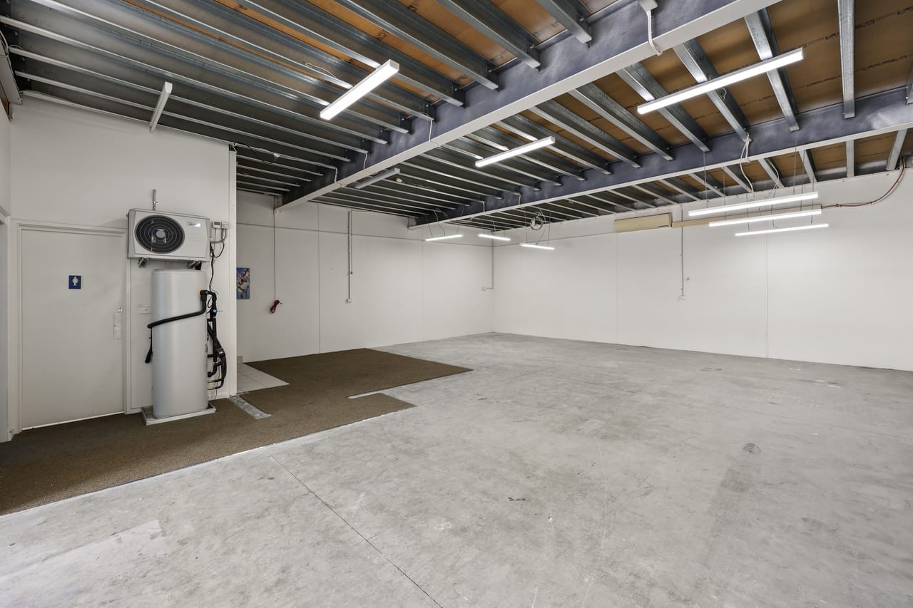 2A Westall Rd, Clayton, VIC 3168 - Unit E2 - - Interior Photo - Image 2 of 9