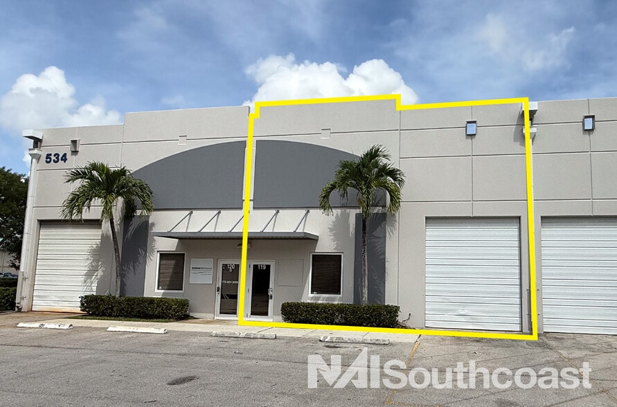 534 Mercantile Pl, Port Saint Lucie, FL for lease - Building Photo - Image 3 of 9