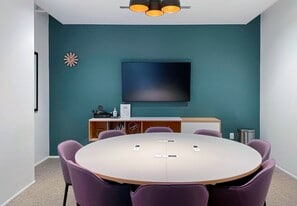 SPACES Crabtree - Bar