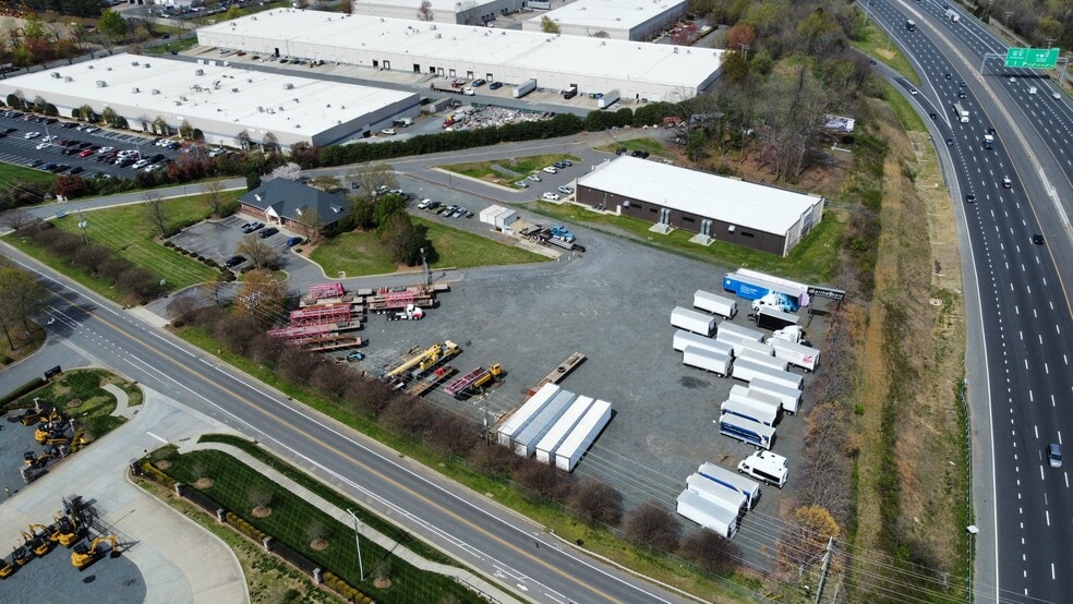 10600 Nations Ford Rd, Charlotte, NC for lease - Building Photo - Image 2 of 3