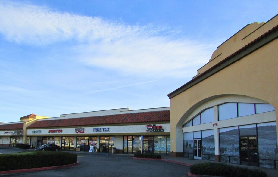 27538 Sierra Hwy, Santa Clarita, CA for lease - Building Photo - Image 1 of 2
