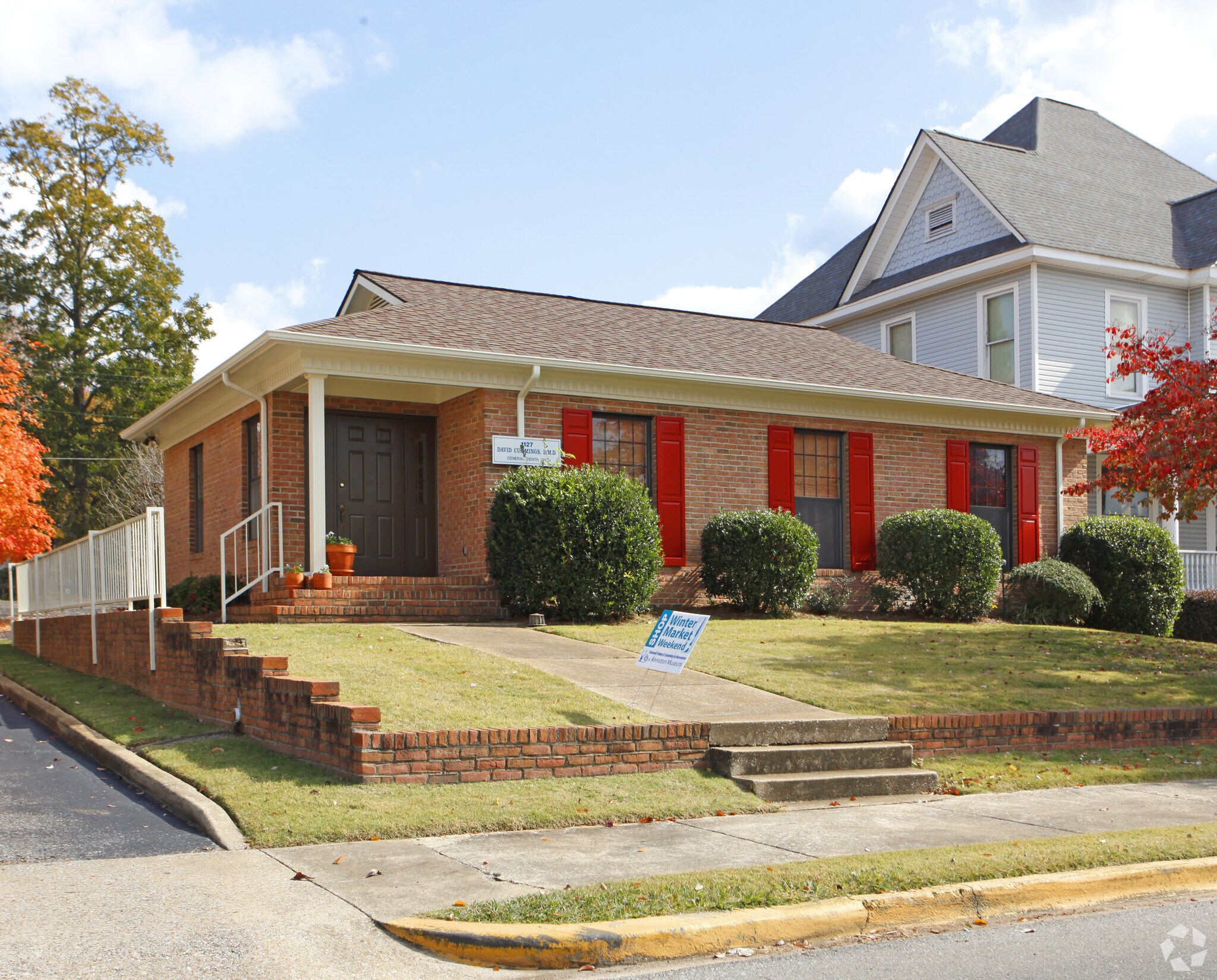 1127 Leighton Ave, Anniston, AL for sale Primary Photo- Image 1 of 1