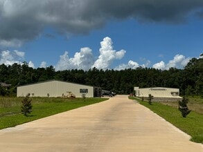 2024 S. John Redditt, Lufkin, TX for lease Building Photo- Image 2 of 5