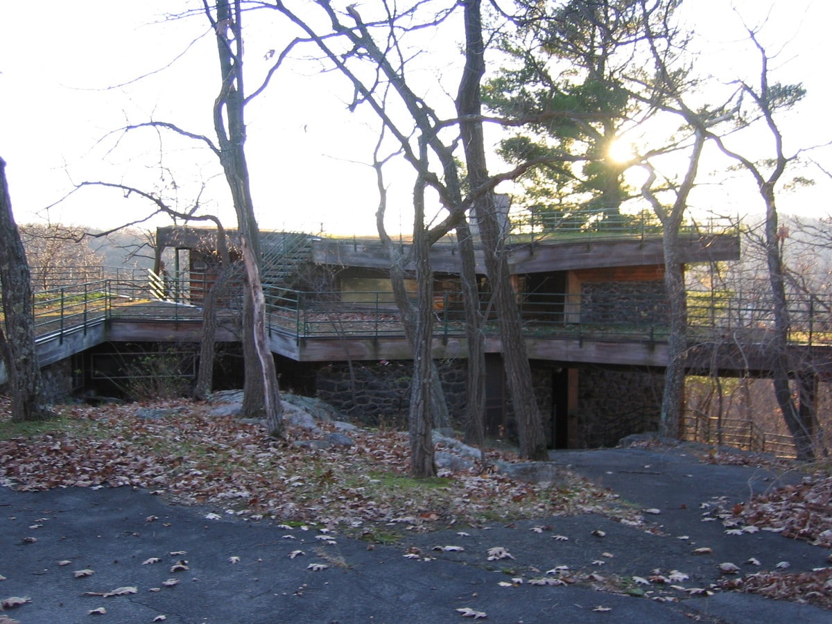 60 Woods Rd, Tuxedo Park, NY 10987