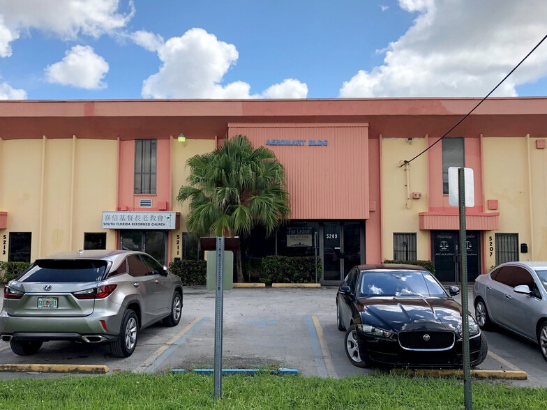 5201-5229 NW 74th Ave, Miami, FL for lease - Building Photo - Image 1 of 9
