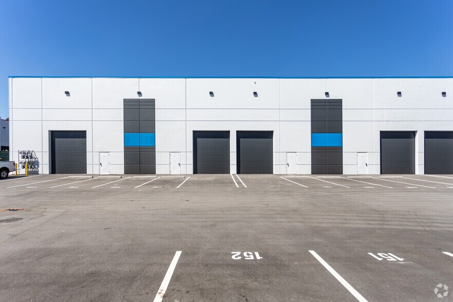 6286 203 St, Langley, BC for lease - Building Photo - Image 3 of 9