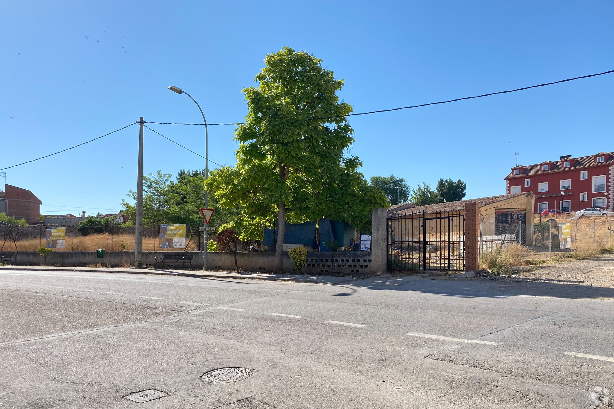 Land in Belmonte de Tajo, Madrid for sale Primary Photo- Image 1 of 3