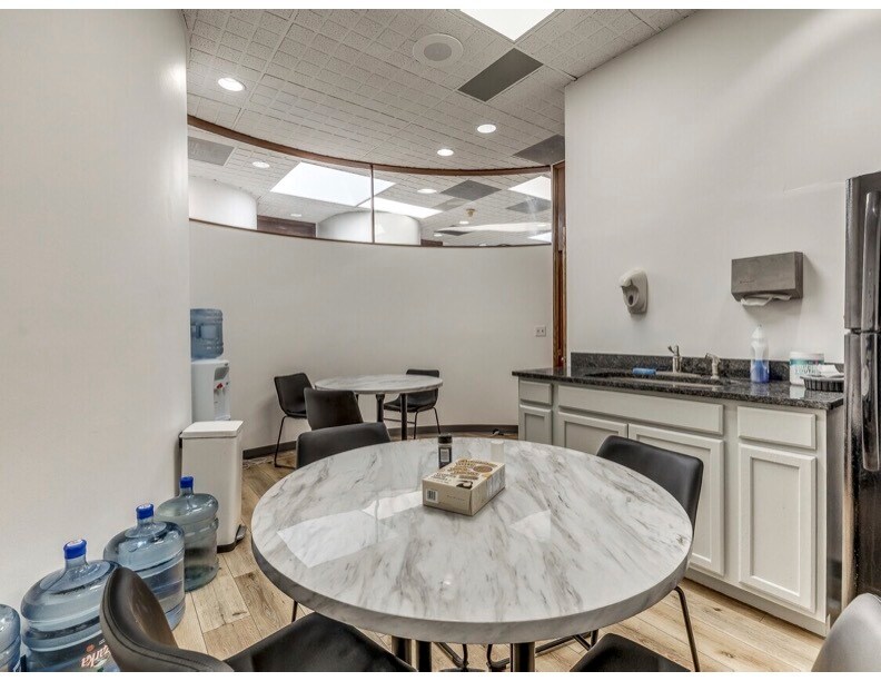 13509 N Meridian Ave, Oklahoma City, OK for lease Interior Photo- Image 1 of 1