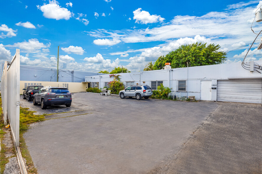 1822 NW 22nd St, Miami, FL for sale - Building Photo - Image 1 of 1