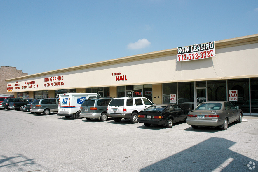 7307 Hillcroft Ave, Houston, TX for lease - Primary Photo - Image 1 of 4