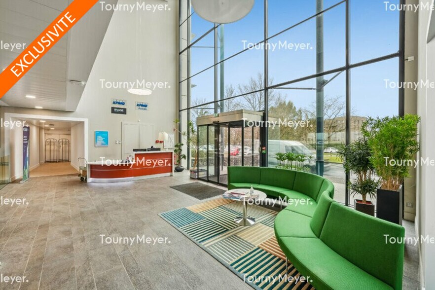 Office in Mérignac for sale - Building Photo - Image 3 of 7