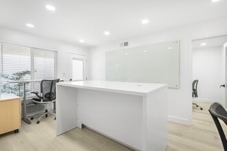 50 W Main Ave, Morgan Hill, CA for lease Interior Photo- Image 1 of 7