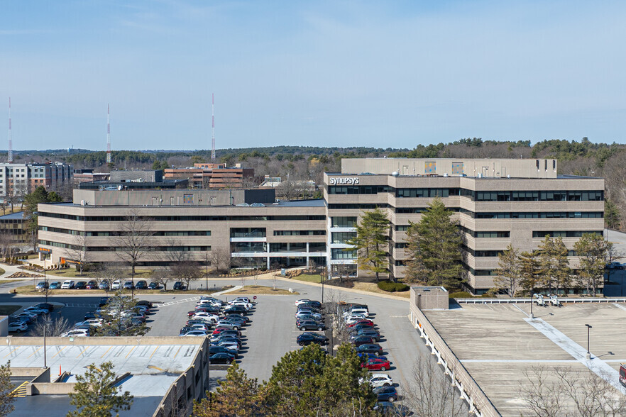 800 District Ave, Burlington, MA for lease - Primary Photo - Image 1 of 25