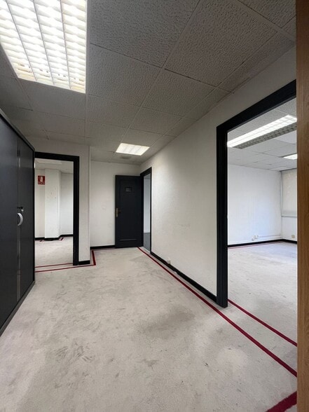 Carlos III el Noble Etorbidea, 13, Pamplona, Navarre for sale - Building Photo - Image 1 of 22