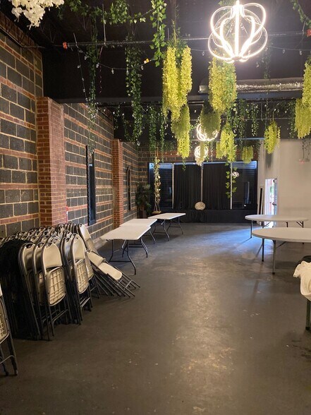 5503-5505 Reisterstown Rd, Baltimore, MD for lease - Interior Photo - Image 3 of 17