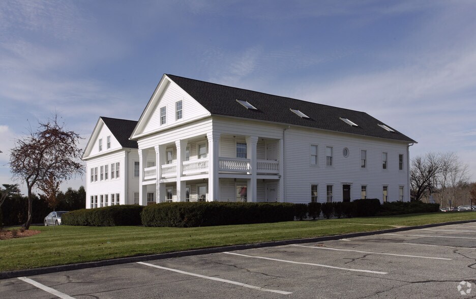 95A Turnpike Rd, Westborough, MA 01581