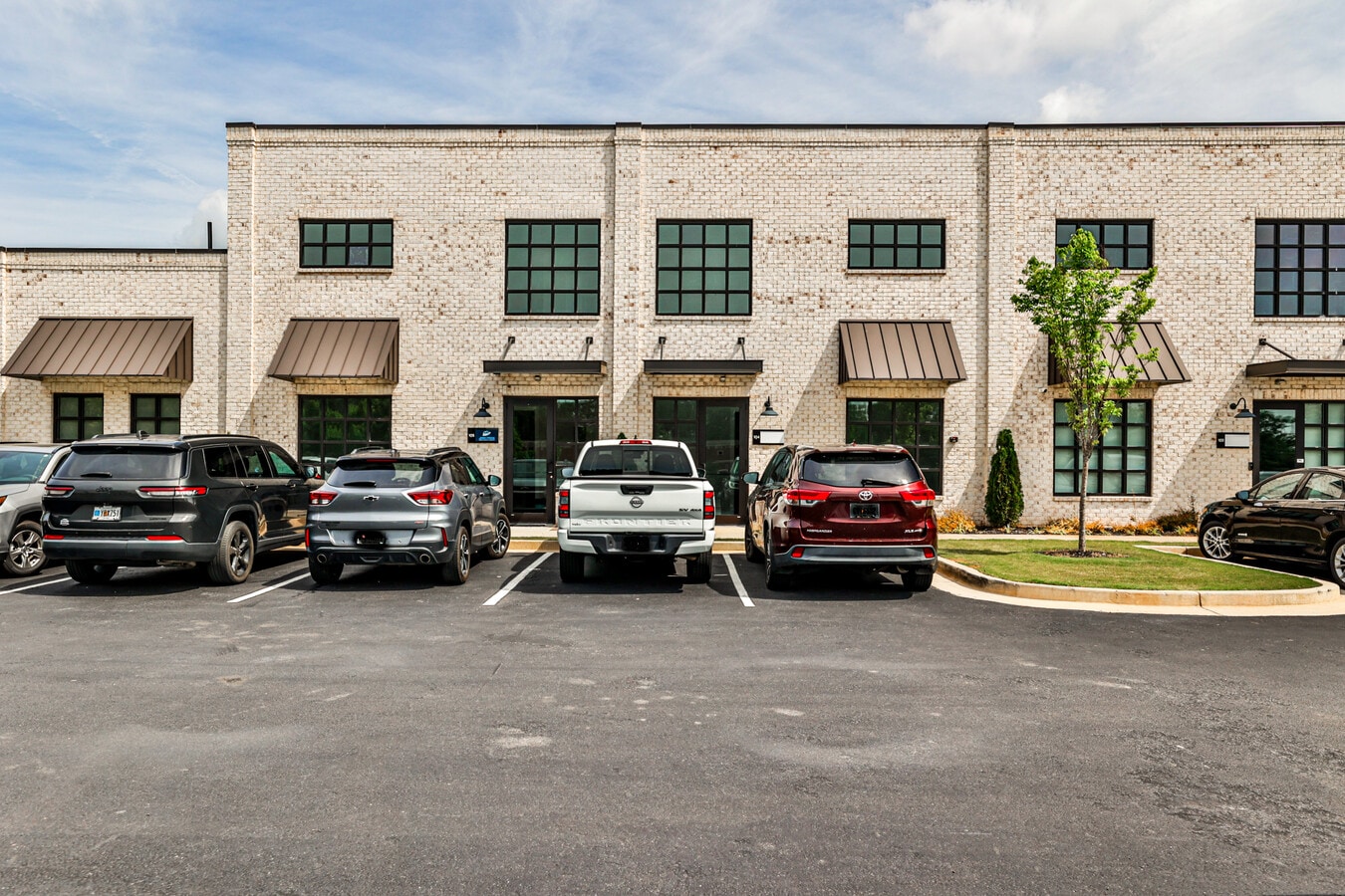 1740 Grassland Pky, Alpharetta, GA 30004 - Unit 104 - - Interior Photo - Image 1 of 5