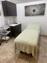 1035 W Queen Creek Rd, Chandler, AZ for lease Interior Photo- Image 1 of 4