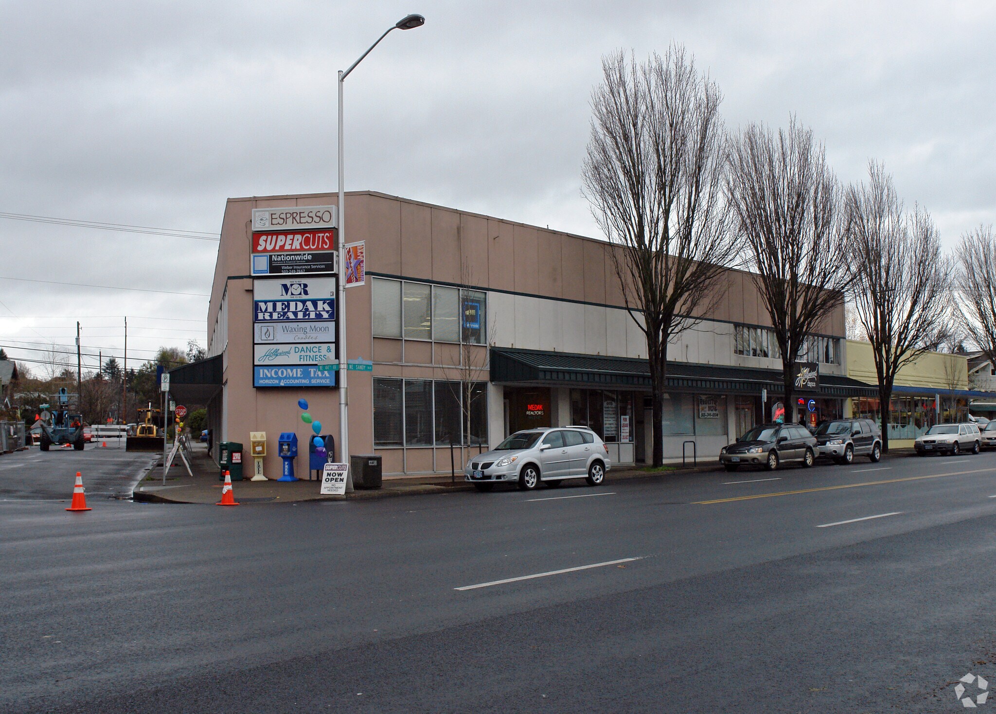 4411-4421 NE Sandy Blvd, Portland, OR for sale Primary Photo- Image 1 of 1