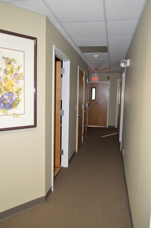 34 Scotch Rd, Ewing, NJ 08628