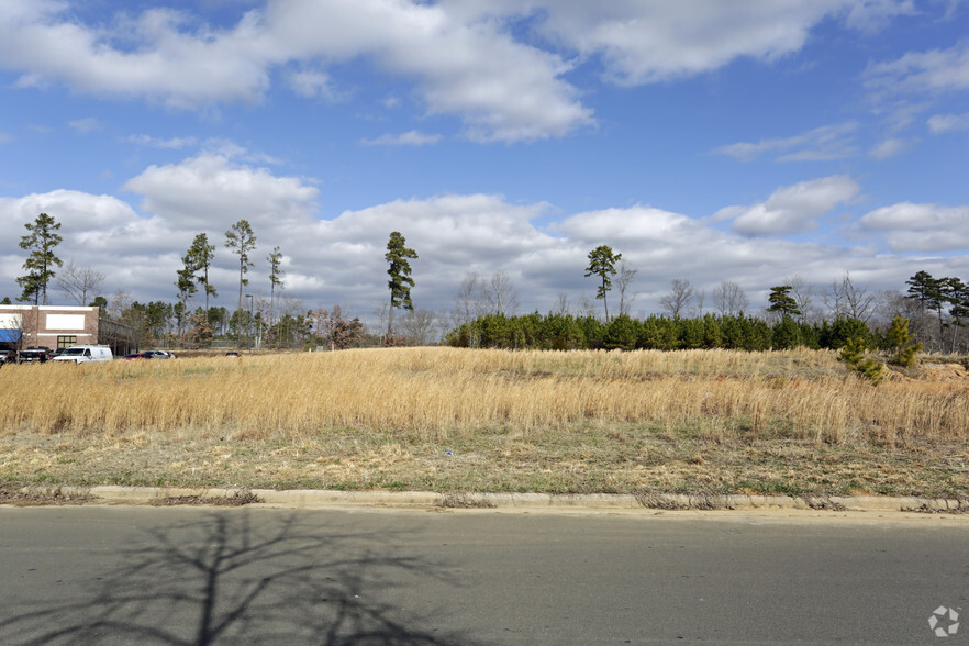 Parkview Dr, Henderson, NC for sale - Primary Photo - Image 1 of 1