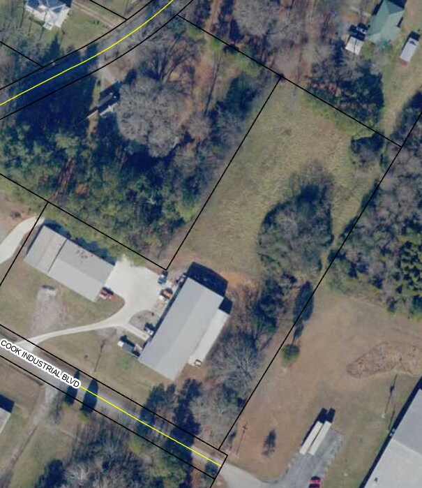 1111 S Chattanooga St, LaFayette, GA for sale Primary Photo- Image 1 of 3