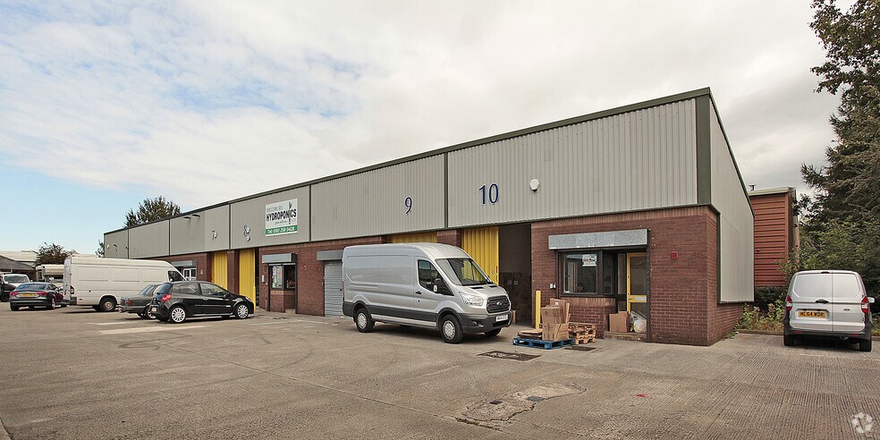 Bredbury Park Way, Stockport for sale - Primary Photo - Image 1 of 1