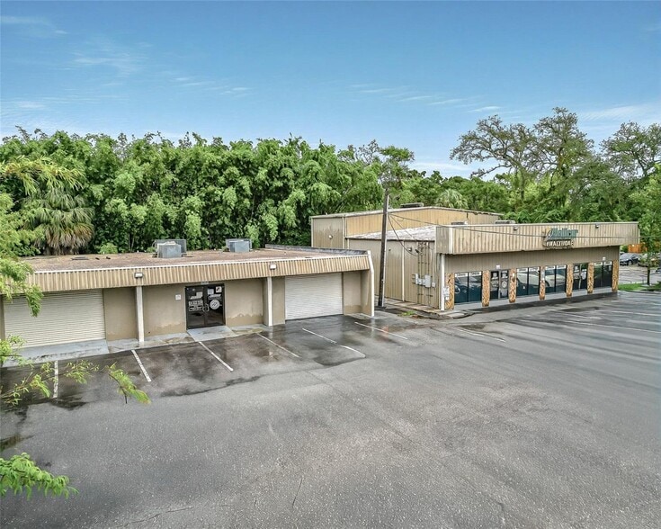 3403 W Waters Ave portfolio of 2 properties for sale on LoopNet.com - Building Photo - Image 1 of 10