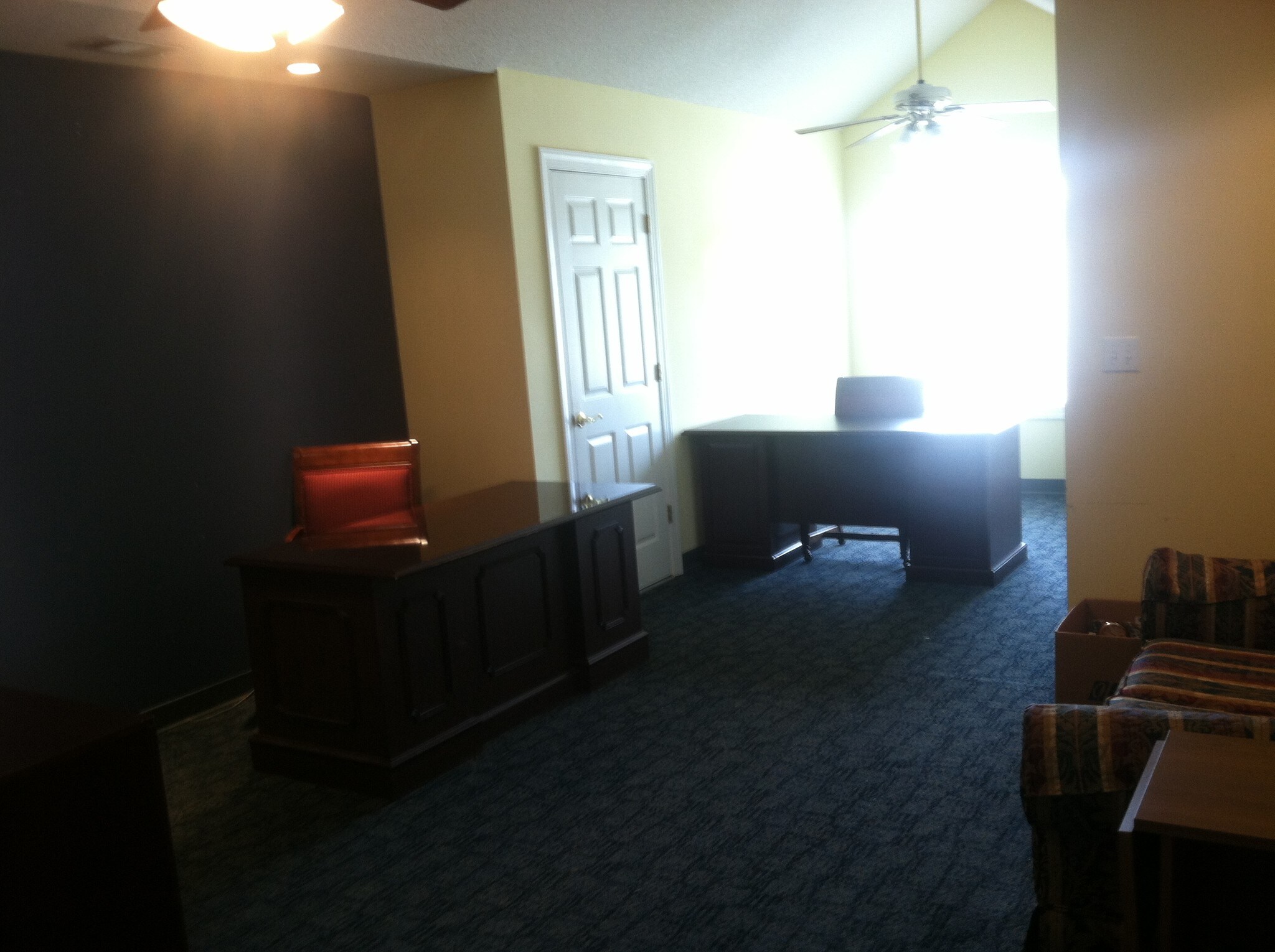 312 N Davis Dr, Warner Robins, GA for sale Interior Photo- Image 1 of 1