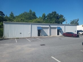 7604A Waters Ave, Savannah, GA for lease Building Photo- Image 1 of 7