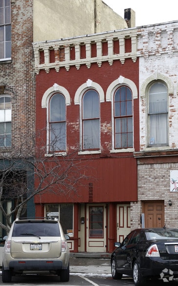 12 E Main St, Plymouth, OH for lease - Building Photo - Image 2 of 2