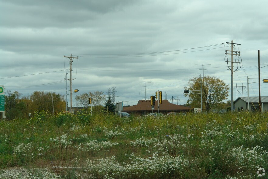 1743-1781 Verlin Rd, Green Bay, WI for sale - Primary Photo - Image 1 of 1