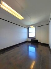 275 4th St E, Saint Paul, MN for lease Interior Photo- Image 2 of 3