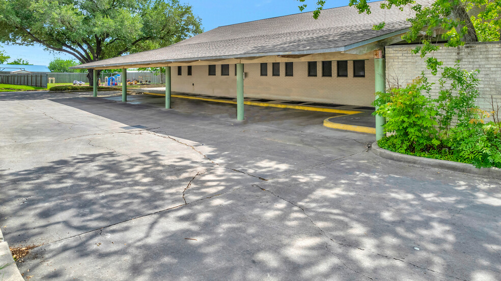 3401 Houston Hwy, Victoria, TX for sale - Building Photo - Image 3 of 11