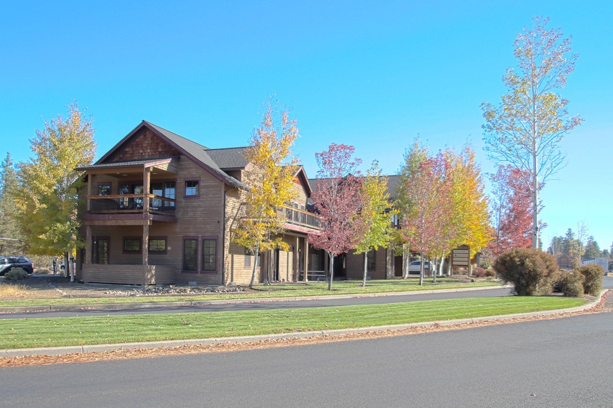 704 W Hood Ave, Sisters, OR for sale - Building Photo - Image 1 of 1