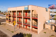 Royal Inn - Motel