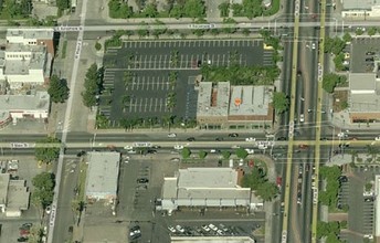 100 S Main St, Santa Ana, CA - aerial  map view