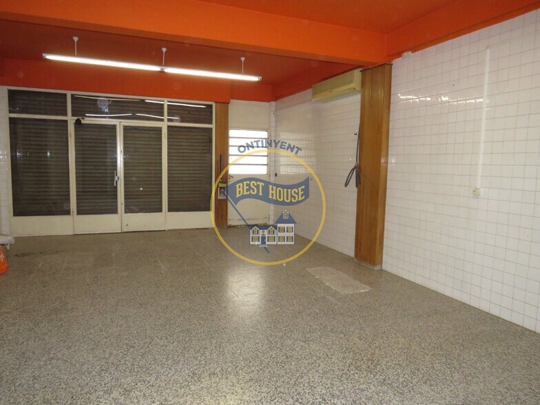 Retail in València for sale - Building Photo - Image 3 of 7