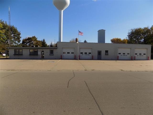 917 3rd St, Camanche, IA for sale - Building Photo - Image 1 of 1